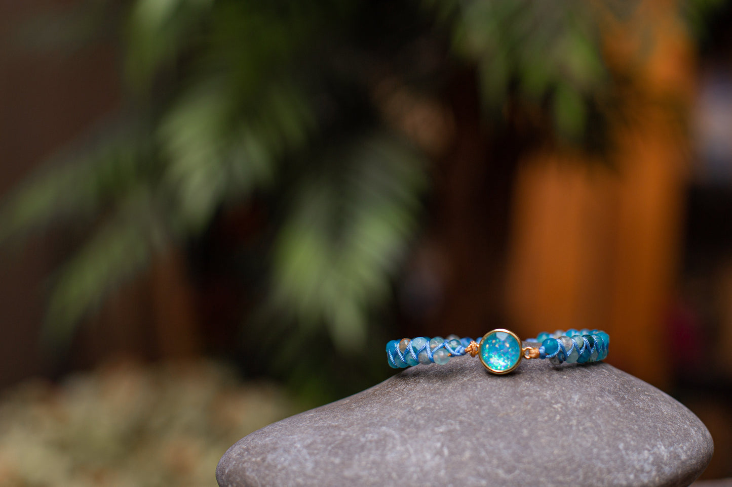 Nayra Bracelet – Elegantie met de rust van blauwe opaal.