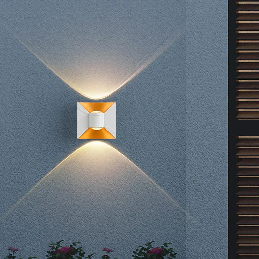 Nocta Wandlamp – Elegante LED-buitenverlichting voor een sfeervolle tuin