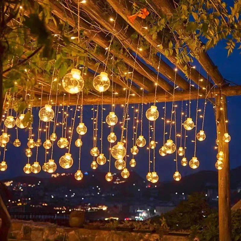 LumenGlow – Betoverende LED feeënslinger voor een magische buitenverlichting