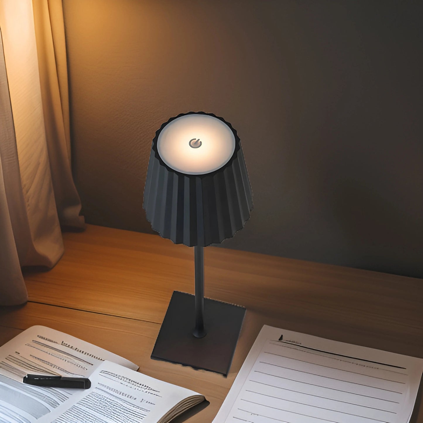 Brillia – Voor een stralende en verfijnde uitstraling. Luxe Draadloze Tafellamp  – Elegante LED Verlichting met USB Oplaadfunctie