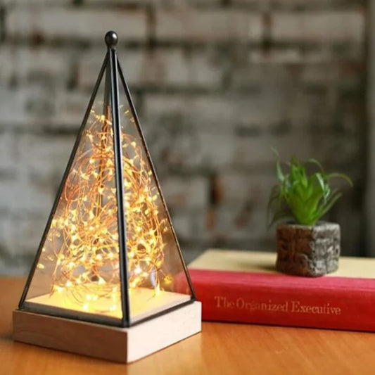 VivaLume - Elegante Piramide-Tafellamp met verlichting