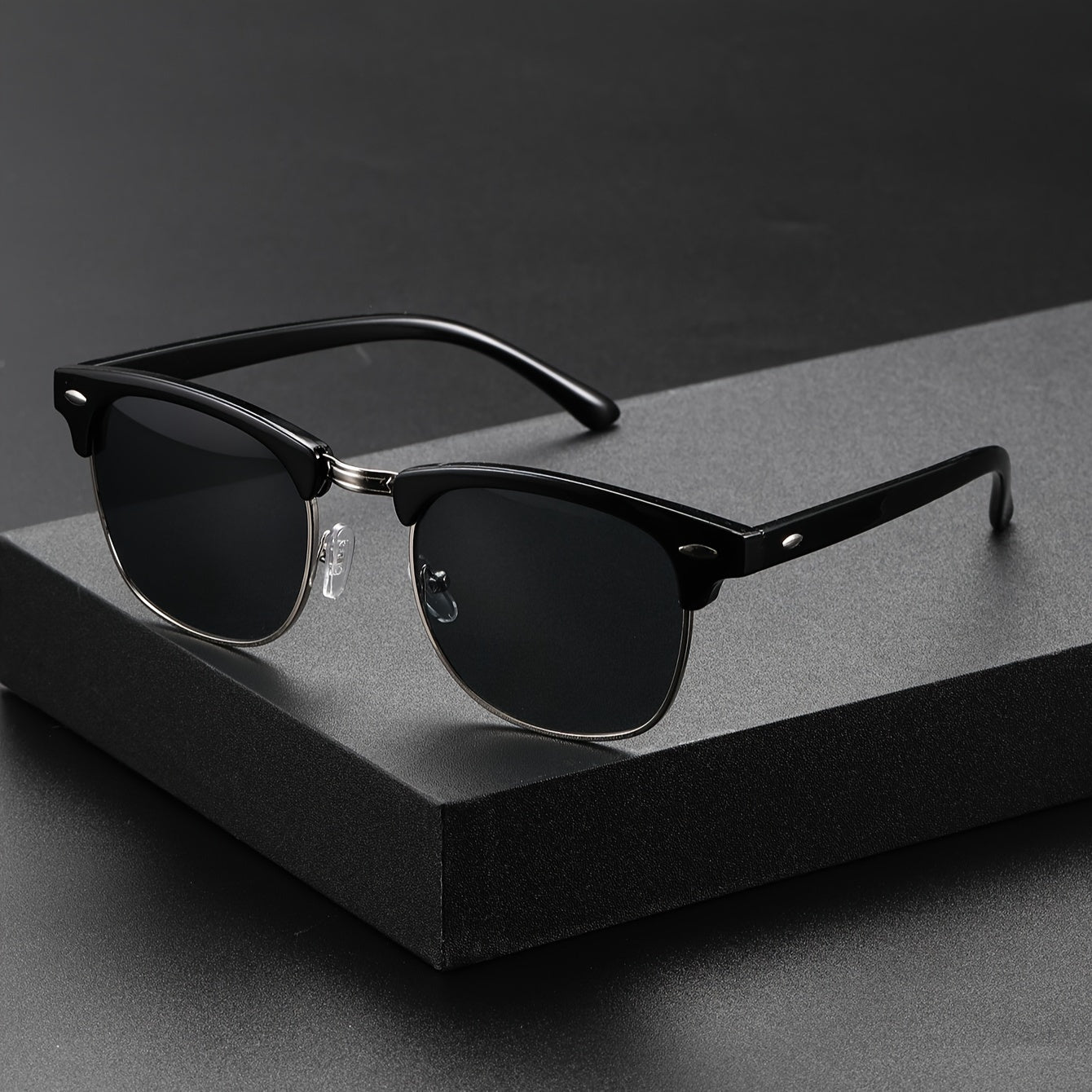 Premium Zonnebril met Ovaal Frame – Tijdloze Klasse & Stijl