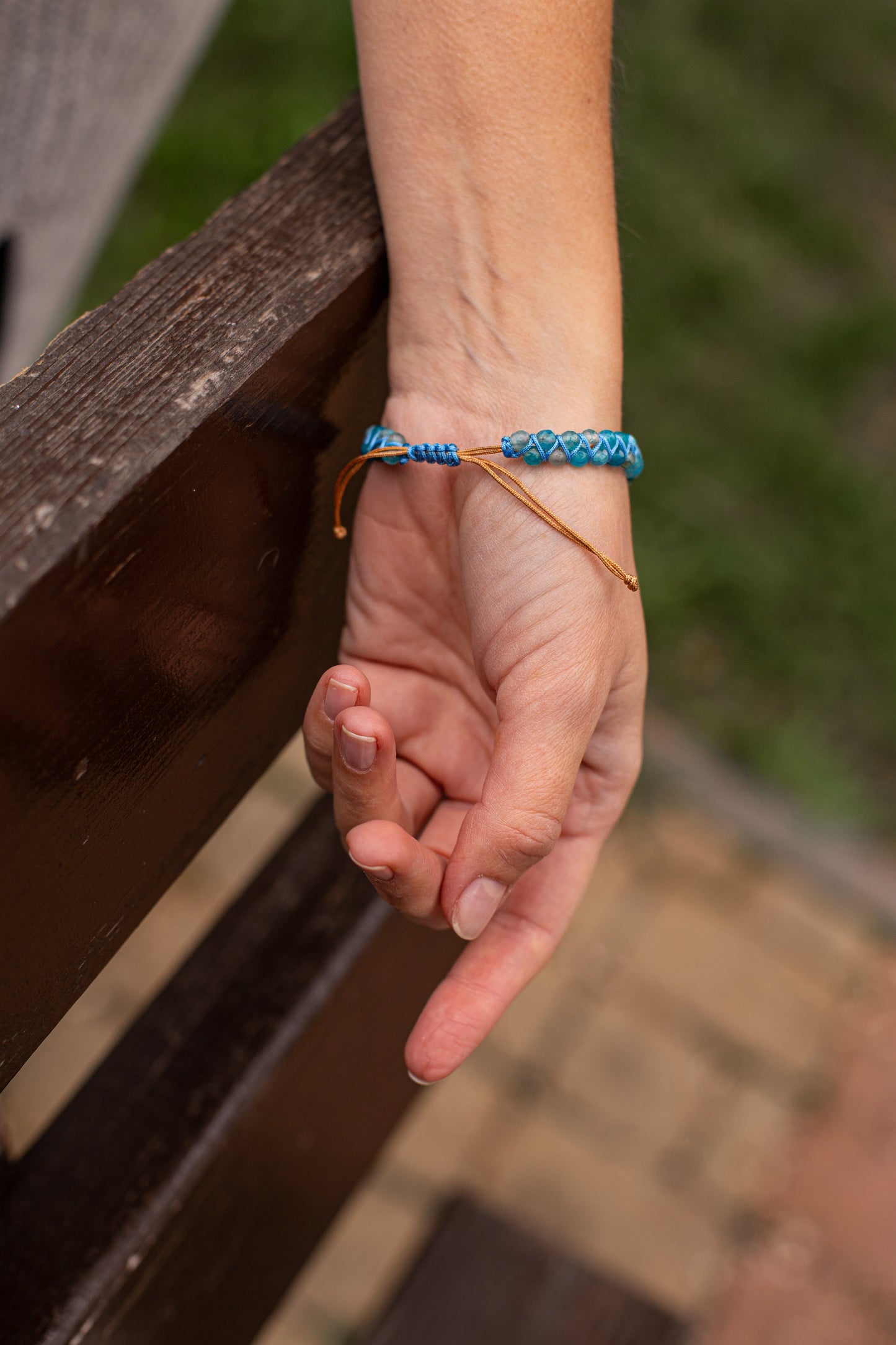 Nayra Bracelet – Elegantie met de rust van blauwe opaal.