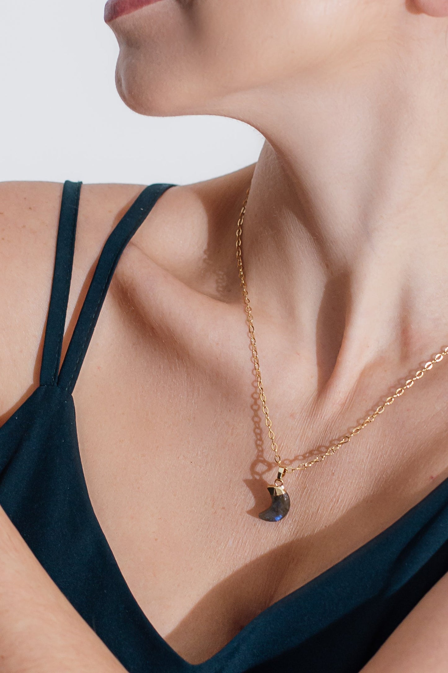 Lunara – Maansteen Healing Ketting